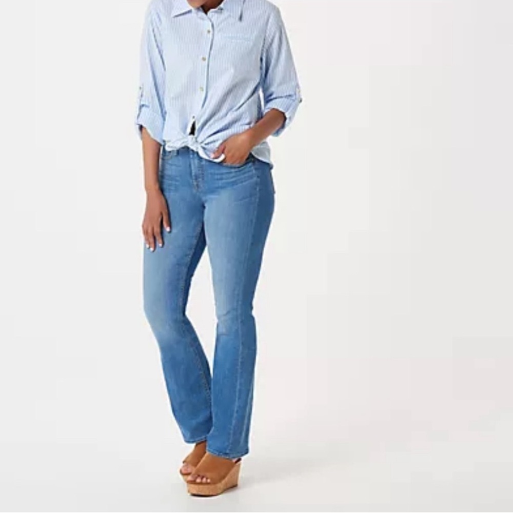 Jen7 for 7 for All Mankind Midrise Bootcut Jeans Size 24